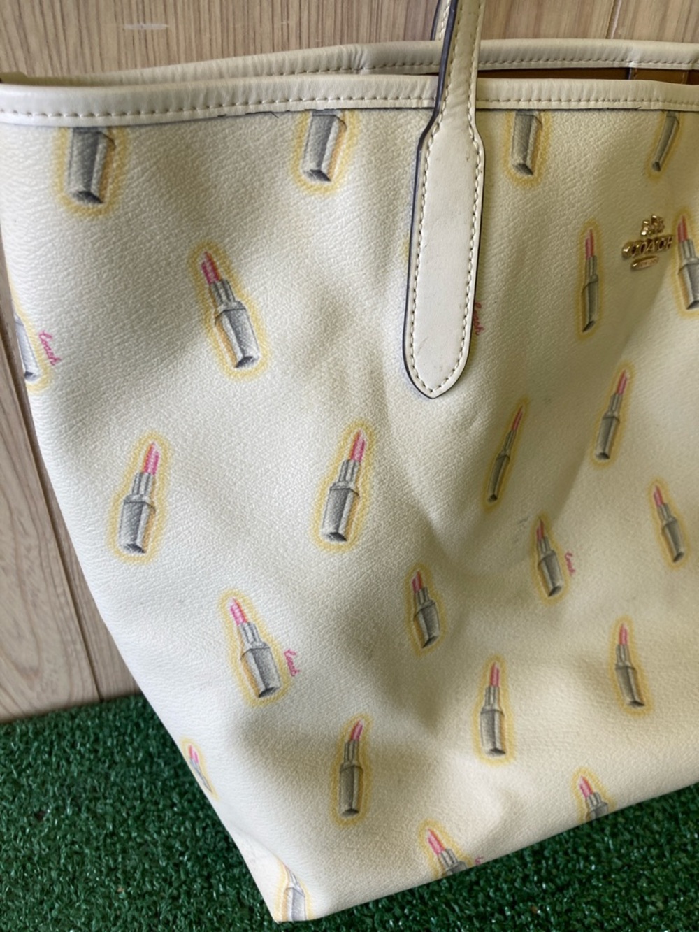 Coach City Tote Bag With Lipstick Print (OKPM-04-056) - Picture 3 of 15